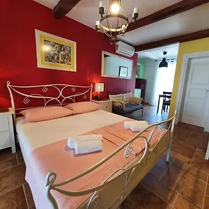 https://apartments-mia-2.in-istria.net